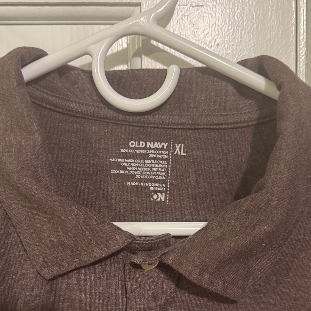 Old Navy Men's Dark Brown Polo Shirt
